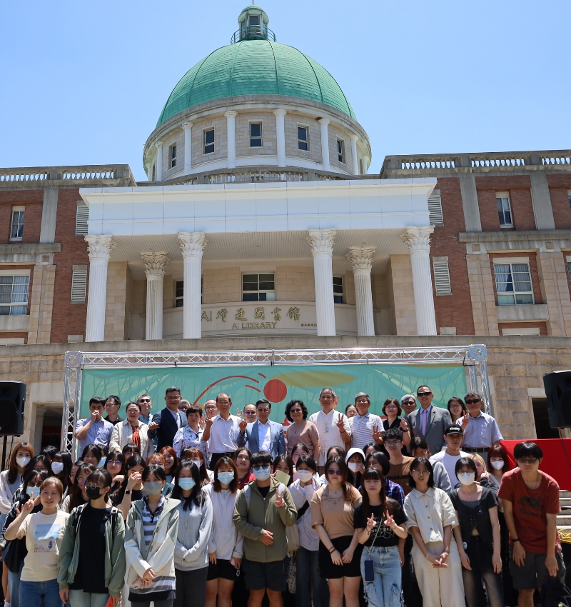 申請入學招生1千人以上大學，亞洲大學排名第3